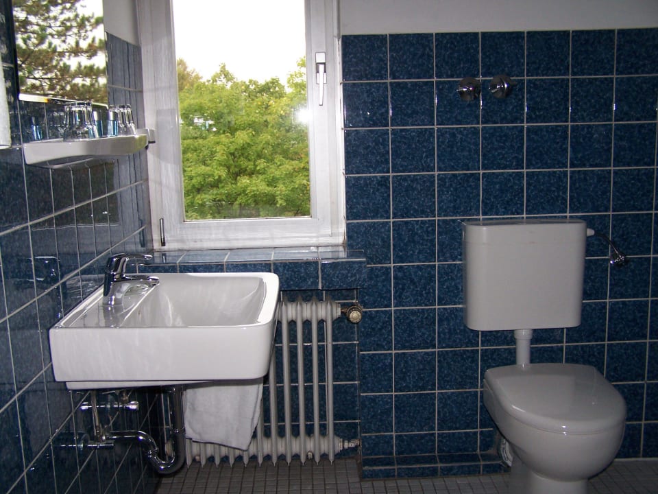 Bad Hotel Am Oppspring