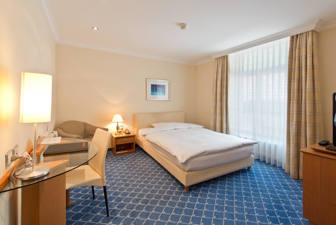 Deluxe Einzelzimmer 4* Hotel Seeburg