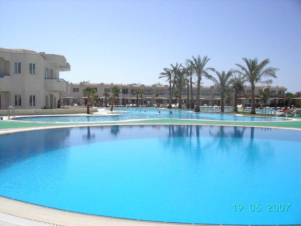 Basen Hotel Amarante Garden Palms Resort