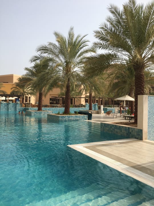 Pool DoubleTree by Hilton Resort & Spa Marjan Island