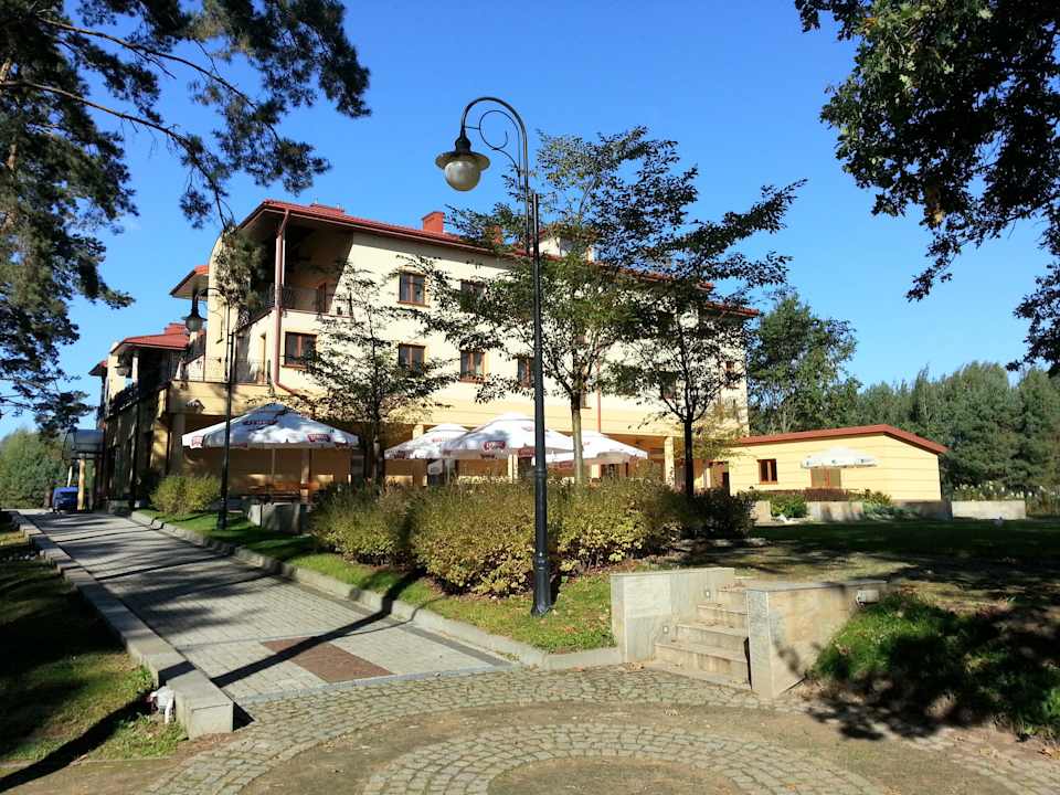 Widok na budynek hotelu Hotel Pan Tadeusz