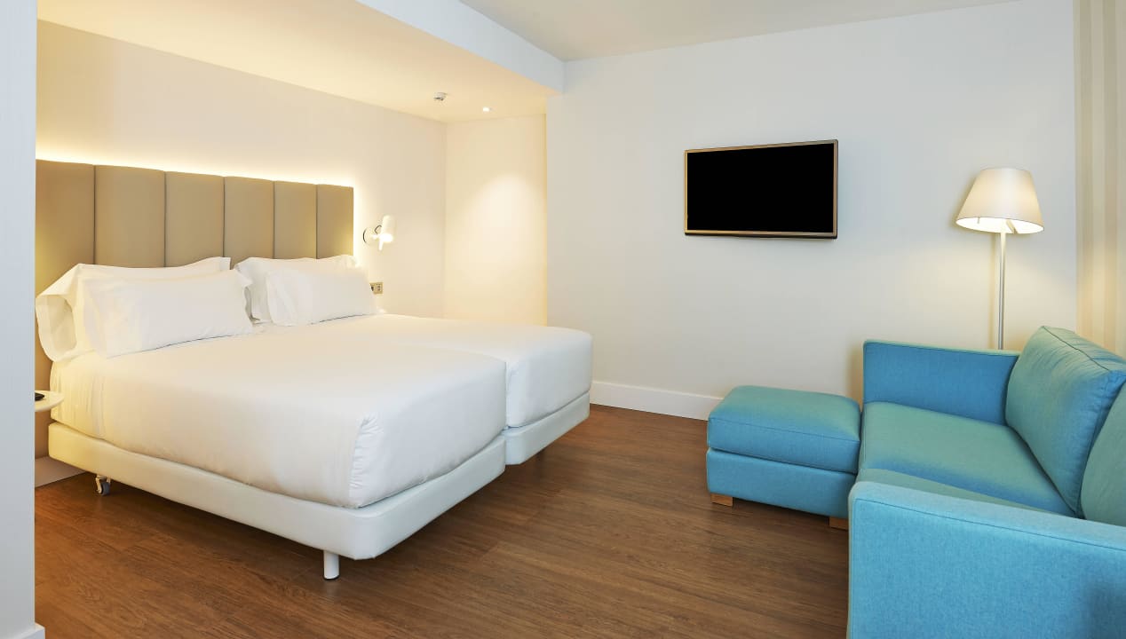 Room NH Sants Barcelona
