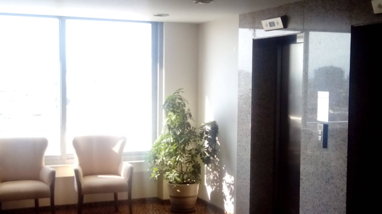 На 6-ом этаже около люкса Best Western Plus Hotel Khan