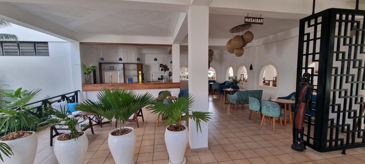 Gastro Diani Sea Resort