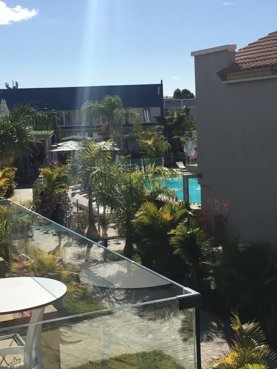 Zimmer LIVVO Los Calderones