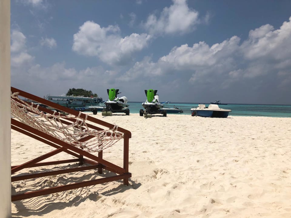 Strand Kuredu Island Resort & Spa