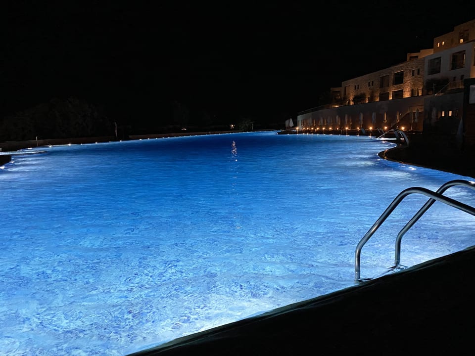 Pool Blue Lagoon Village