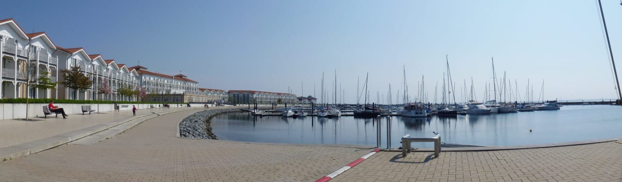 Im Yachthafen Lindner Hotel Boltenhagen, part of JdV by Hyatt
