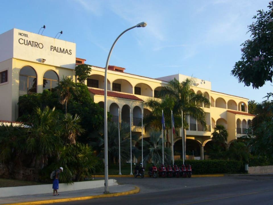 Hotel Starfish Cuatro Palmas