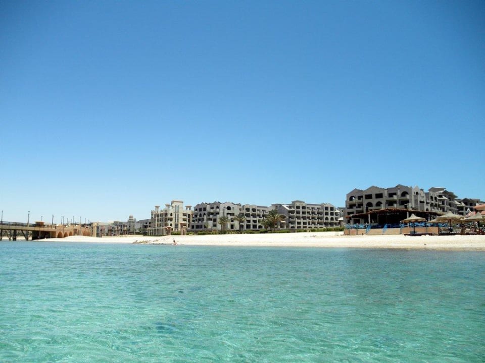 Пляж Pyramisa Beach Resort Sahl Hasheesh