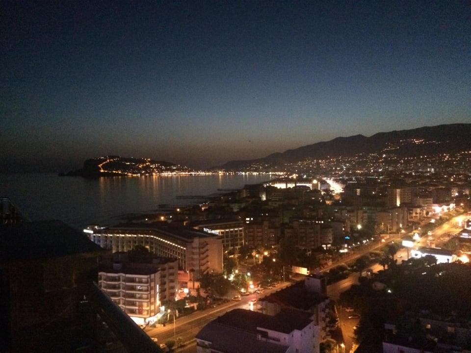 Ausblick Dachterasse Diamond Hill Resort Hotel