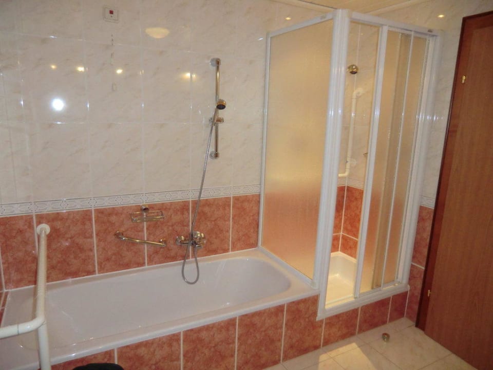 Bad und Dusche Reduce Hotel Thermal Bad Tatzmannsdorf