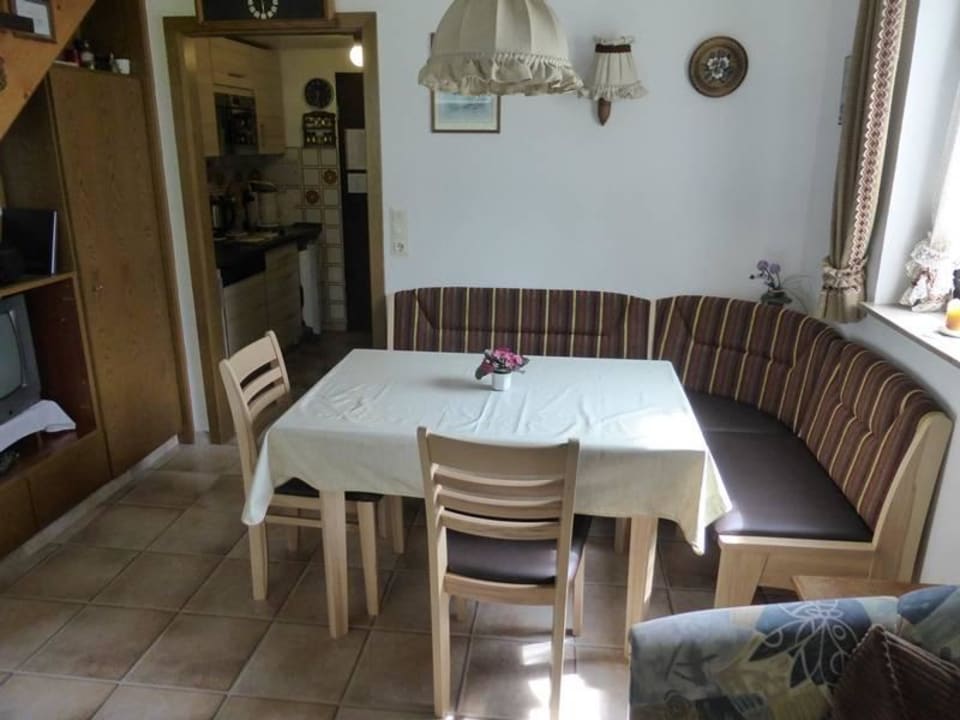 Die Essgruppe in der Wohnung Nr. 19 Müllers Ferienwohnung Steibis / Allgäu