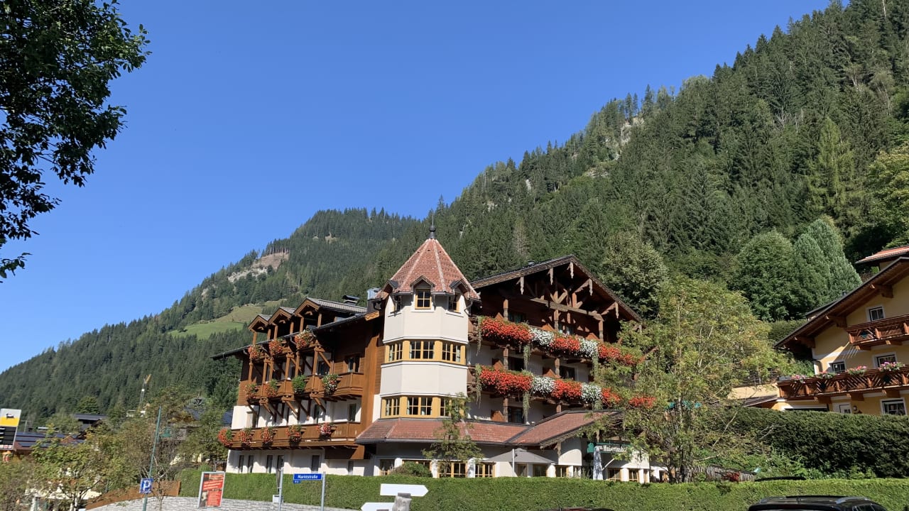 Außenansicht Hotel Hubertushof