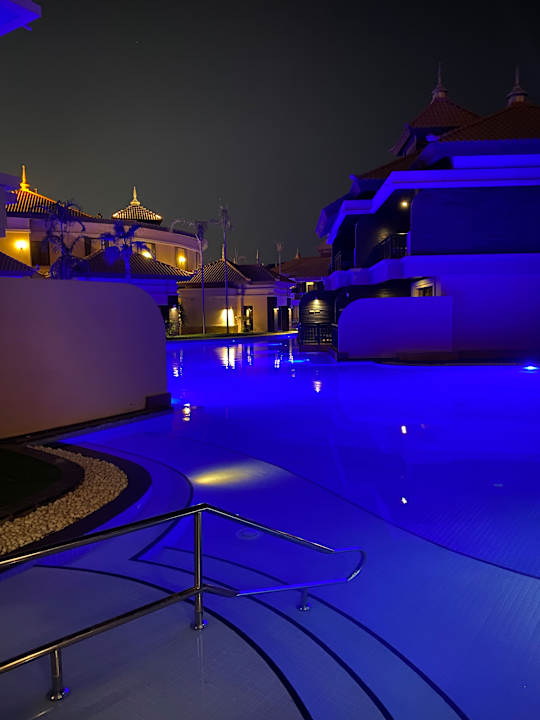Pool Anantara The Palm Dubai Resort