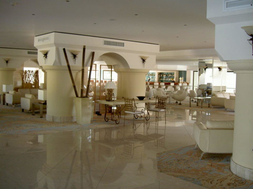 Lobby im Hotel Esperos Palace Resort & Spa