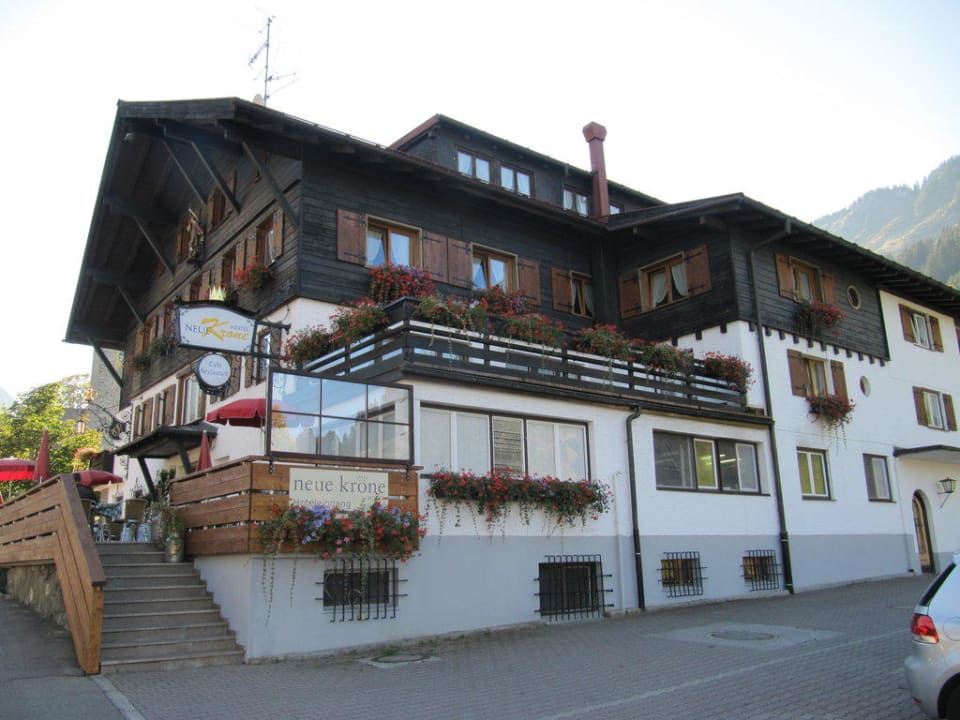 Das Hotel Neue Krone  Hotel Tradizio