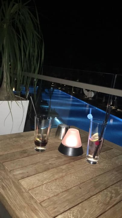 Bar Lobby Acanthus Cennet Barut Collection