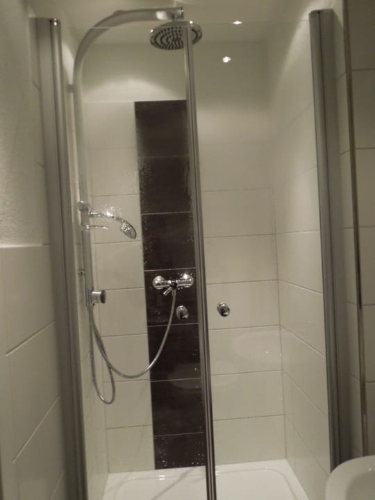 Dusche Hotel Garni Reis