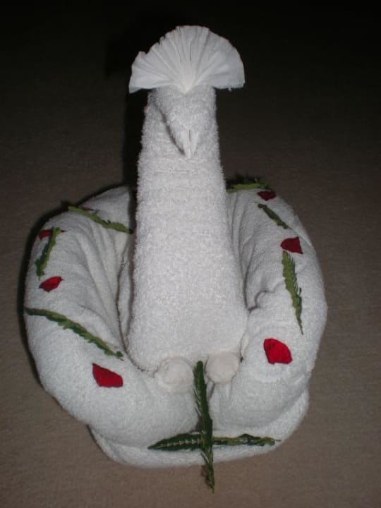 Handtuchkreation Schwan Pensée Royal Garden Beach Resort