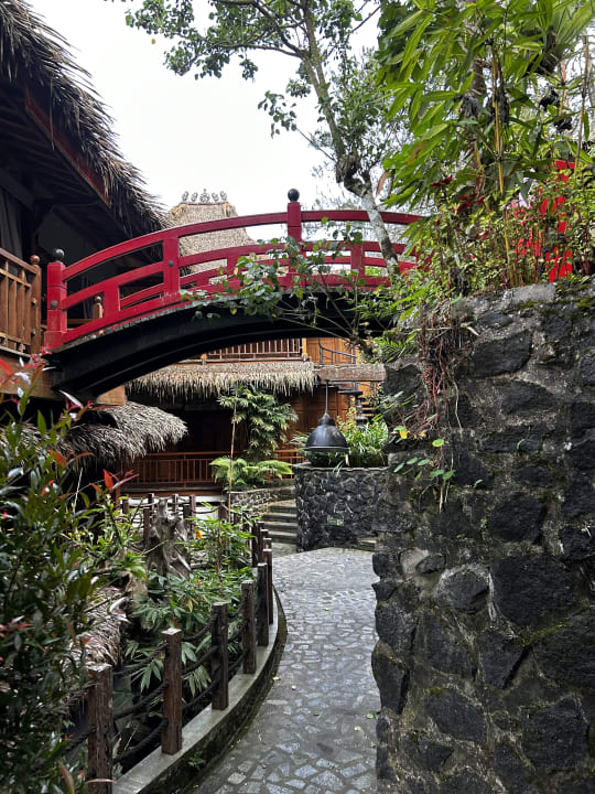 Gartenanlage Tira Vilagna Suites & Spa