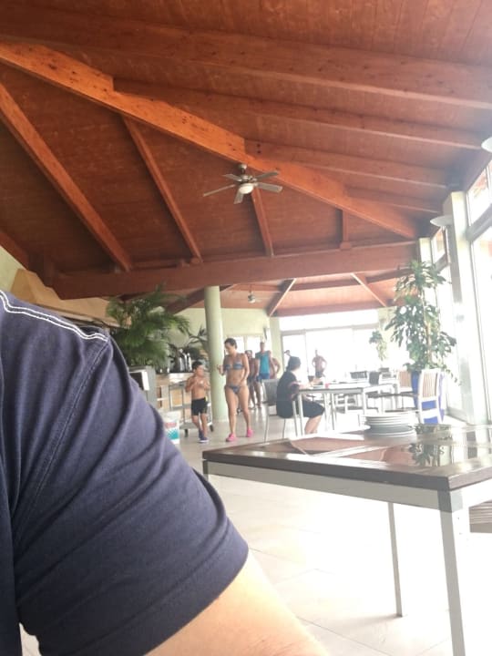 Gastro R2 Pajara Beach