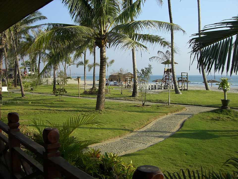 Blick zum Meer Hotel Aureum Palace Resort