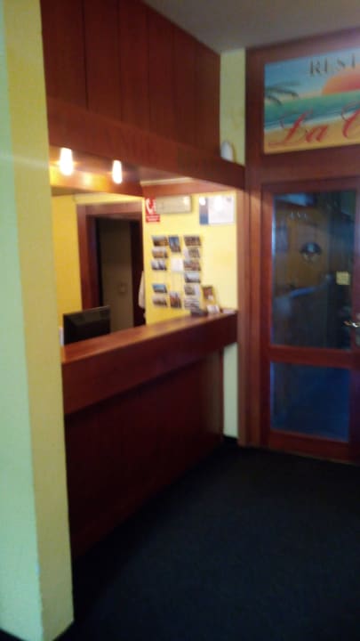 Rezeption Hotel Henrietta