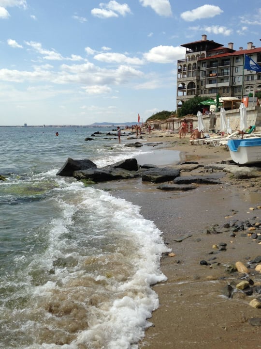 Der Hoteleigene Strandabschnitt Garden of Eden