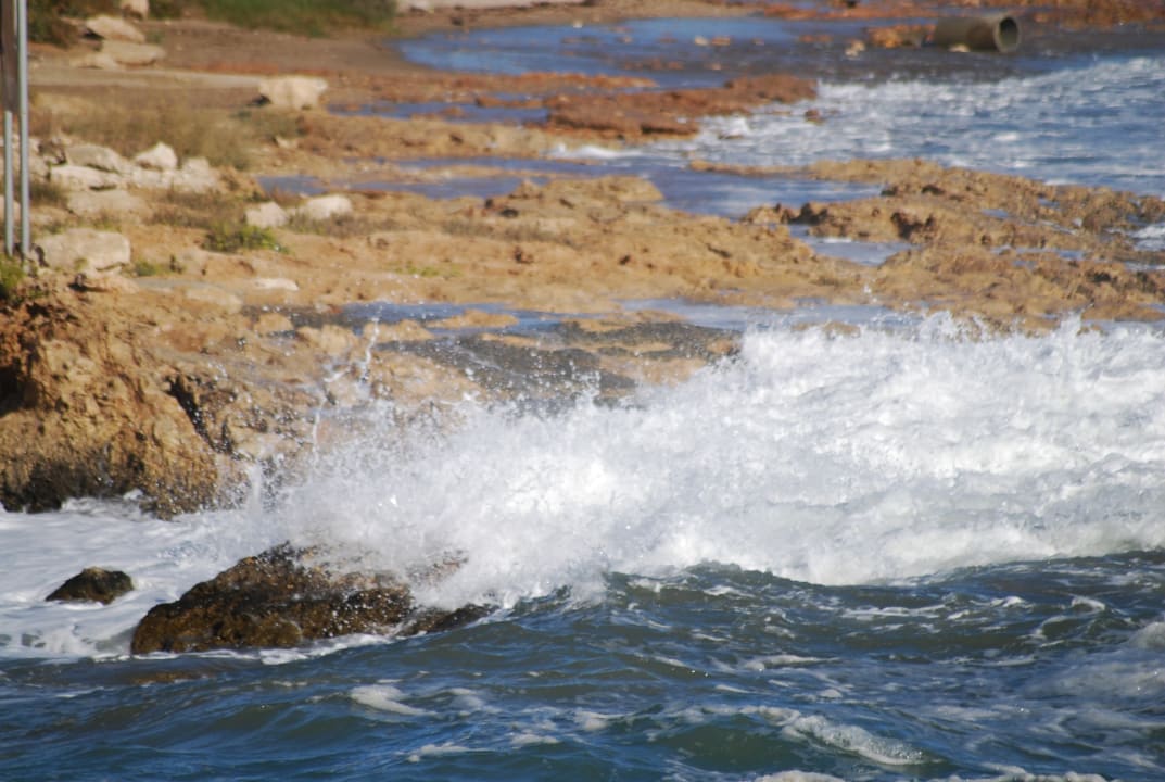 Strand Crystal Springs Beach Hotel