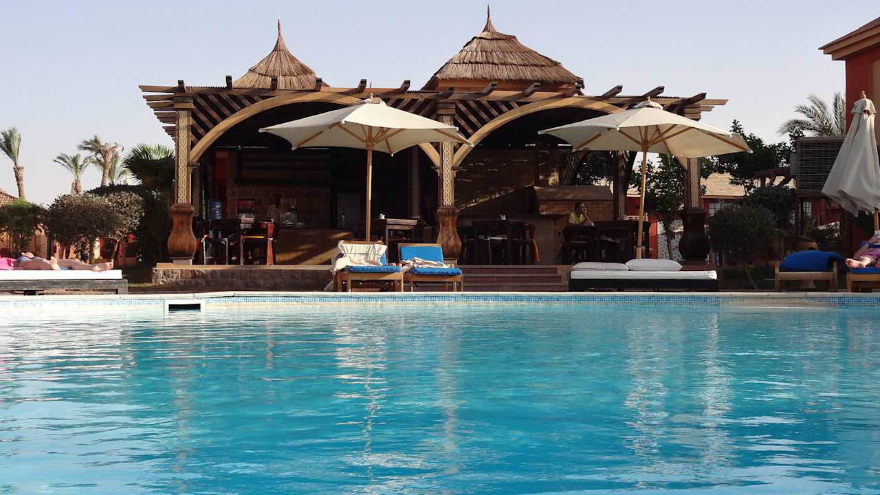 Snackbar Pizza und Getränke am 400er Pool Pickalbatros Alf Leila Wa Leila Resort - Neverland Hurghada