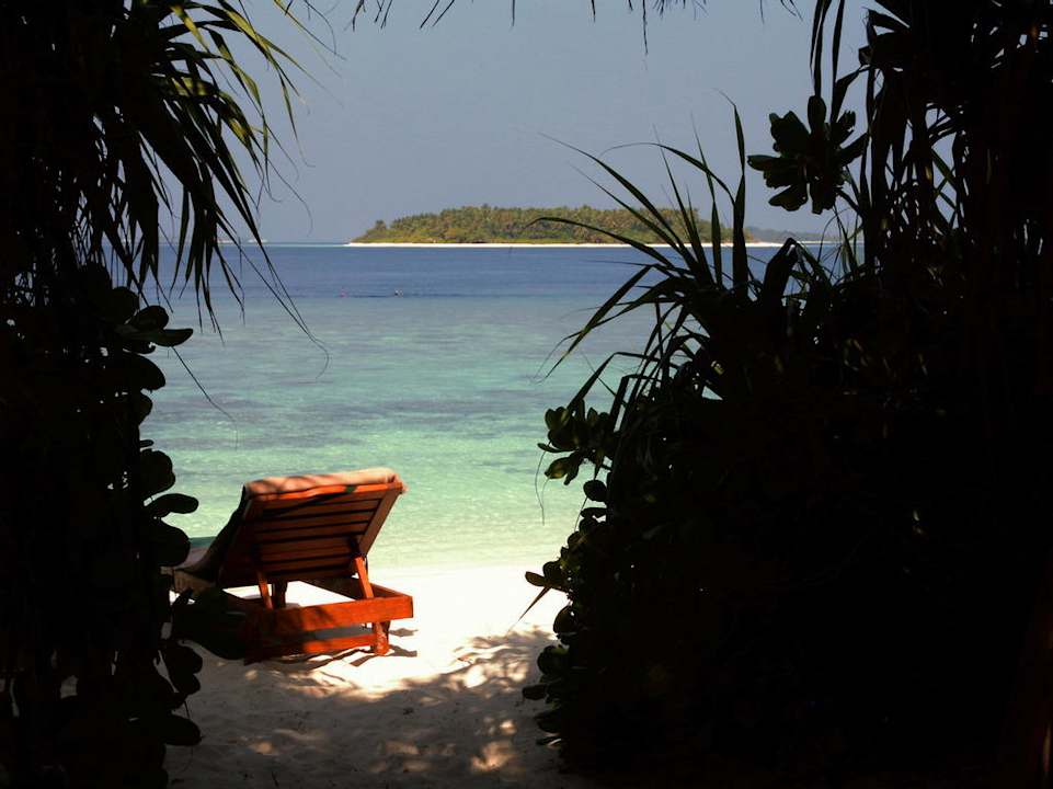 Direkt vor den 150er Bungalows NH Collection Maldives Reethi Resort