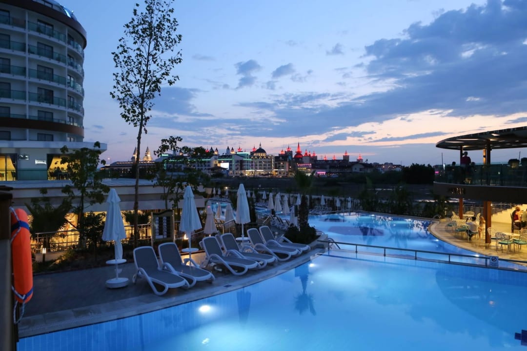 Abendstimmung Dream World Aqua Hotel