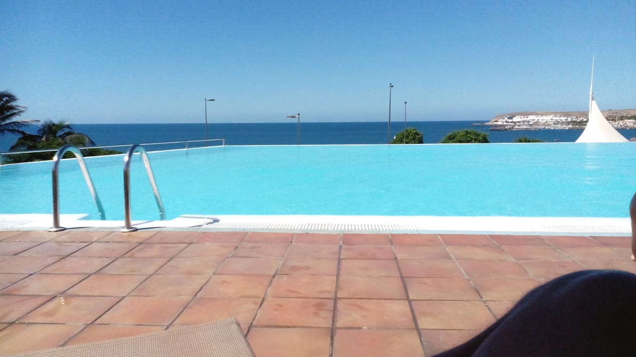 Pool H10 Playa Meloneras Horizons Collection