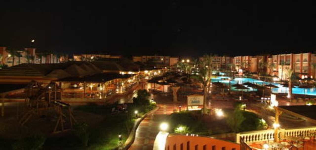 Poolpanorama Nacht Pickalbatros Aqua Vista Resort - Hurghada
