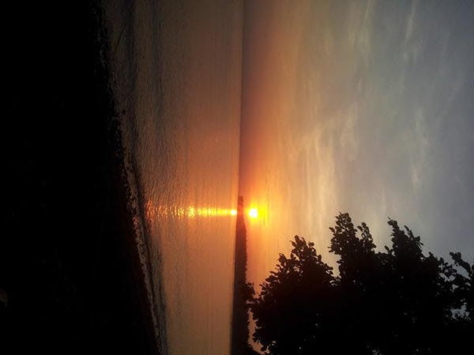 Sonnenaufgang Alam Anda Ocean Front Resort & Spa