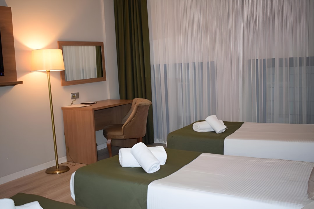 Zimmer Hotel Euro Plaza