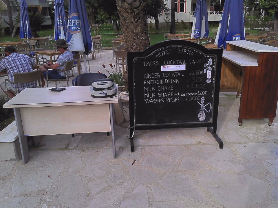Für alles darf man extra bezahlen. Hotel Sirma