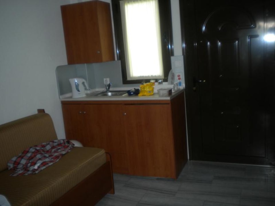 Druga część pokoju- aneks kuchenny  Hotel Chrousso Village