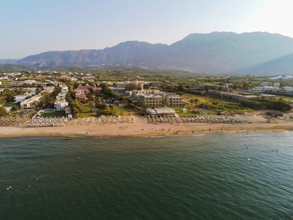 Strand Vantaris Luxury Beach Resort