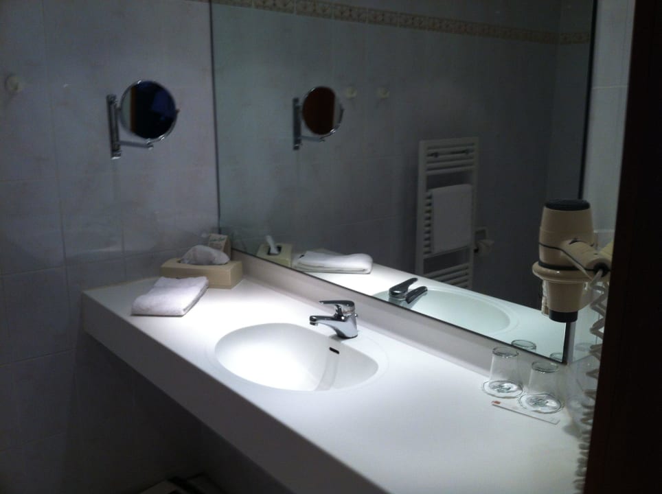 Bad Rheinhotel Larus