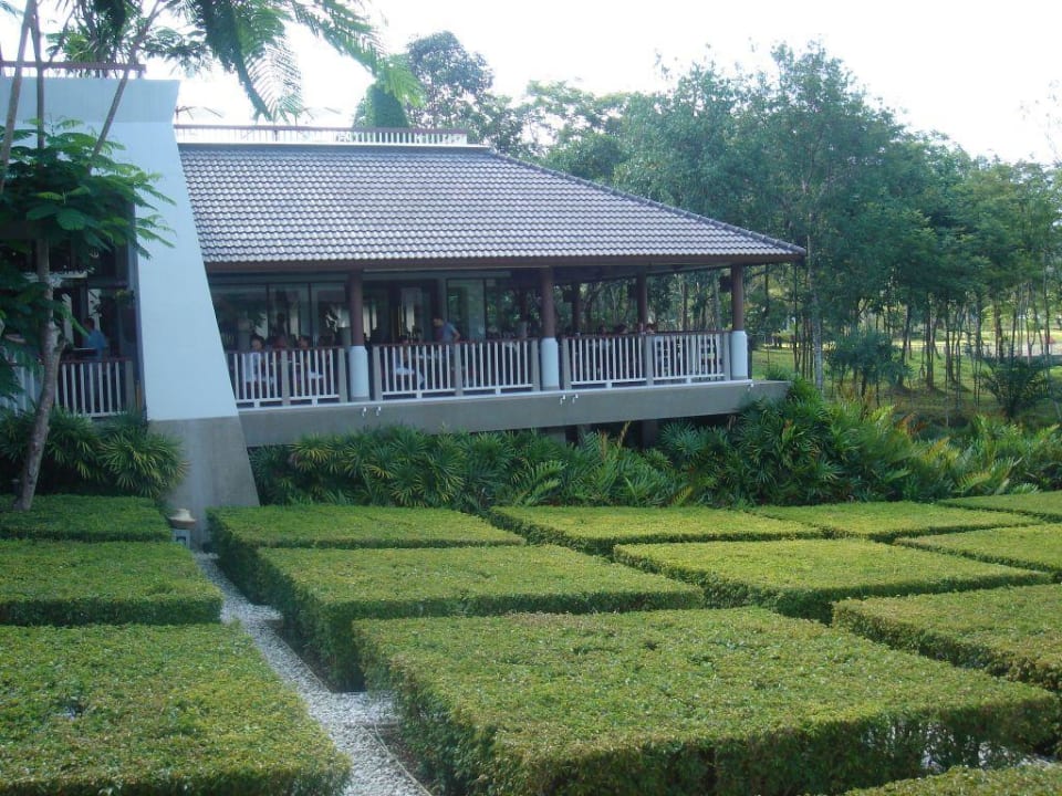 Das Restaurant "Mangosteen`'s" Dusit Thani Krabi Beach Resort