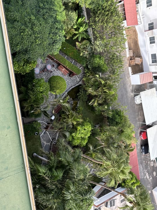 Gartenanlage allsun Hotel Lucana