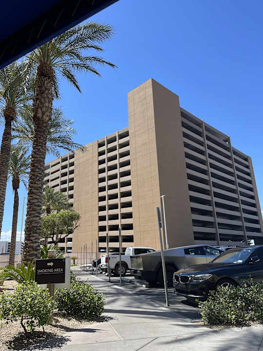 Außenansicht Hilton Grand Vacations Suites on the Las Vegas Strip