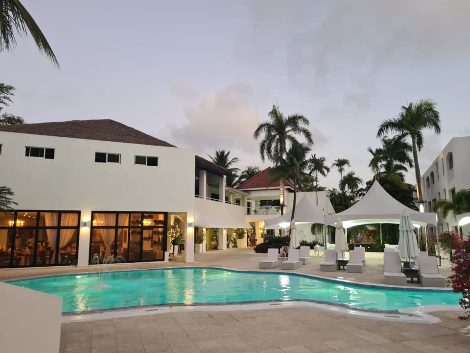 Pool Viva Heavens by Wyndham - All Inclusive Resort