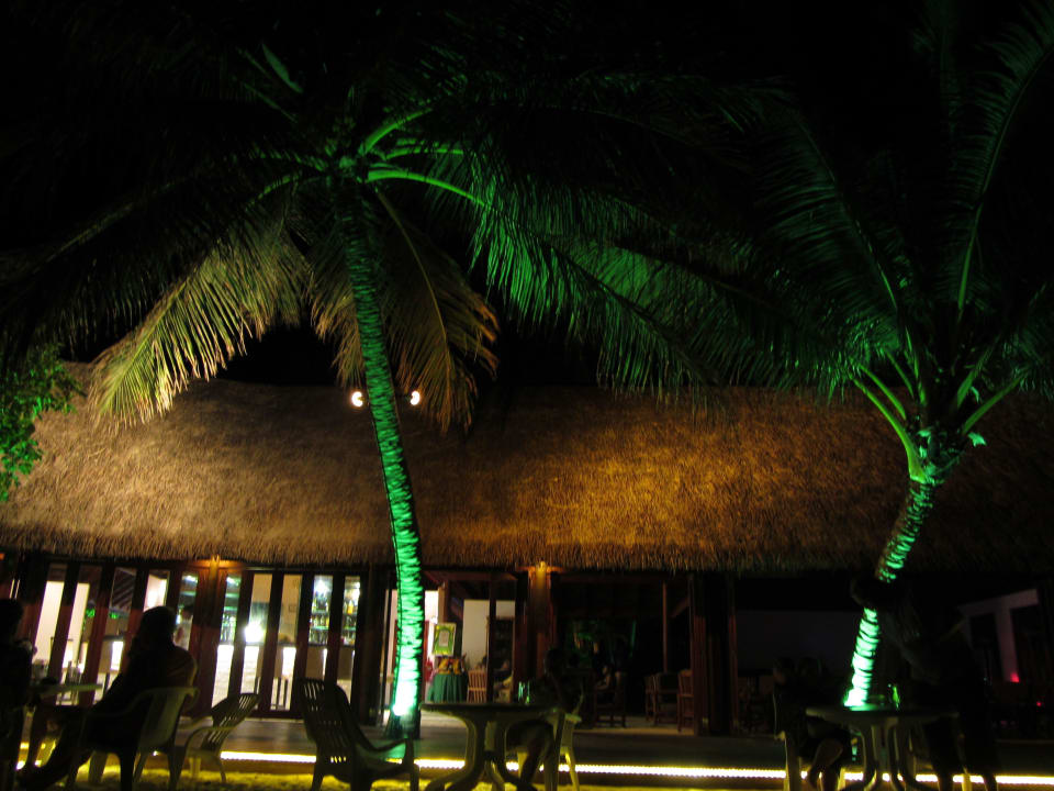Sunset-Bar bei Nacht Summer Island Maldives