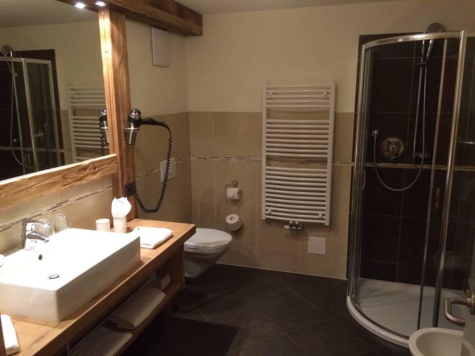 Bad Hotel Almhof Call