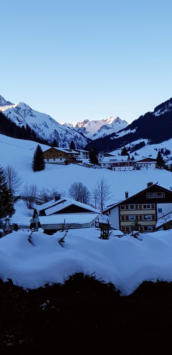 Außenansicht Gästehaus Alpina