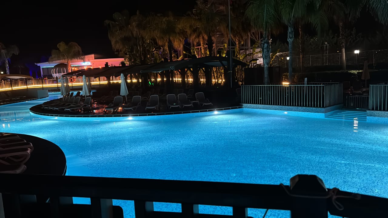 Pool Adalya Elite Lara