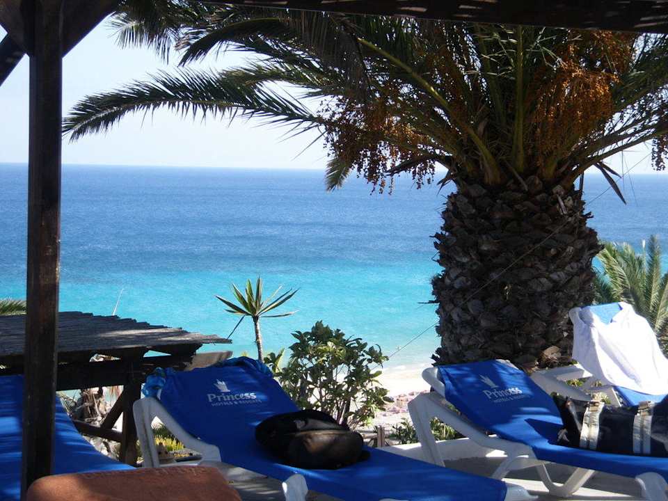 Blick vom Hotel auf den Strand Club Jandia Princess